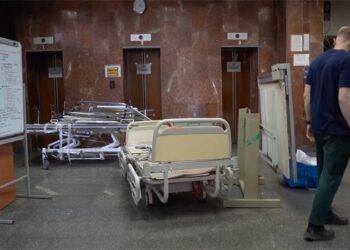 До лікарні Дніпра доставили медичні ліжка з Німеччини