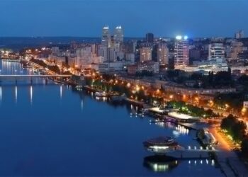 На Дніпропетровщині скоротили комендантську годину