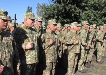 Кого із чоловіків можуть звільнити від мобілізації: новий законопроєкт