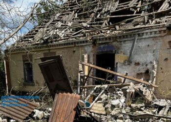 Розпочато розслідування обстрілу села Велика Костромка (ФОТО)