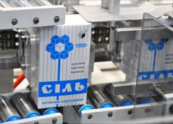 У Дніпрі та по всій країні можливий дефіцит солі: чи буде вона на полицях