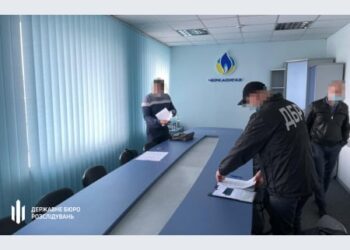 У Фірташа відібрали облгази. А де юре – арештували права на компанії