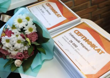 Дніпровським спортсменам, які відзначилися на Дефлімпіаді у Бразилії, вручили сертифікати на майже 1,5 мільони гривень