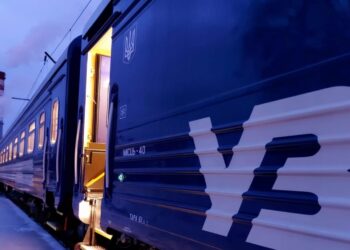 Як виїхати з Дніпра: графік руху потягів у межах України на 28 травня