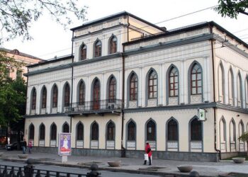 Чекають на відвідувачів: у Дніпрі відновлює роботу Музей історії міста