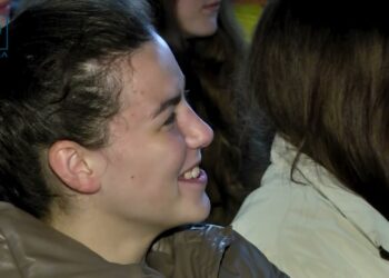 ЗСУ і ТРО зроблять оркам БО – БО – БО ! Дiти -біженці в захваті від вистави обласного молодіжного театру