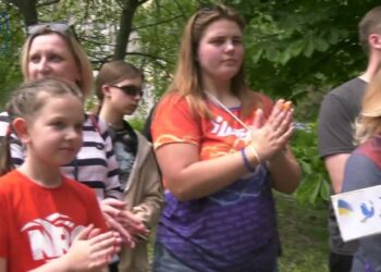 Дніпро єднає родини України ” : для сімей переселенців провели екофест