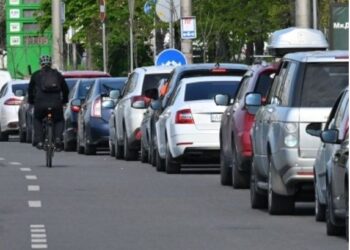 Де у Дніпрі є бензин і реально заправитися