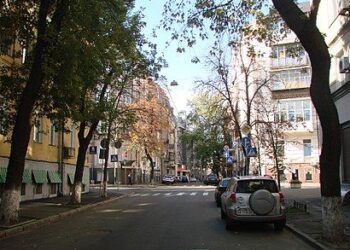 У Дніпріна три тижні можуть перекрити вулицю Гончара