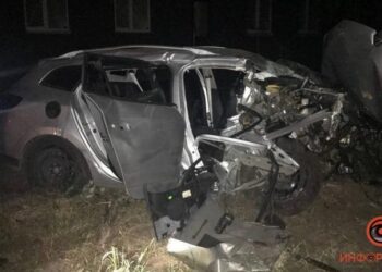 У Дніпрі в нічній ДТП загинув пасажир автівки