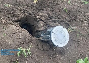 Прокуратура виявила у Синельниківському районі фрагменти ворожих снарядів та ракети (ФОТО)