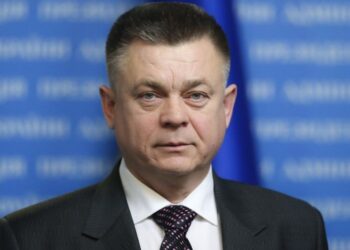 Виробляли обладнання для оборони рф: в Україні арештували підприємства родини ексміністра оборони 