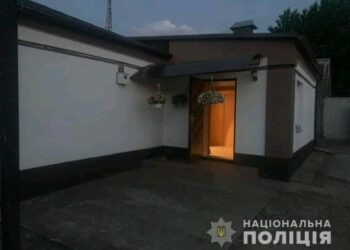 Попався на гарячому: поліціянти Дніпра затримали горе-крадія    