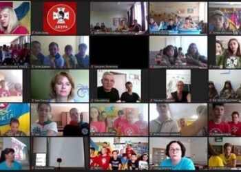 Майже півтисячі школярів Дніпропетровщини долучилися до обласного фестивалю «Джура-2022» 