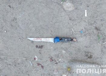 У Павлограді чоловік пірнув ножем у живіт містянина