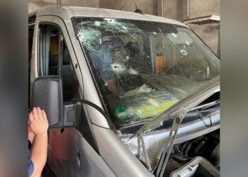 На Херсонщині рашисти обстріляли автівку криворізьких волонтерів 
