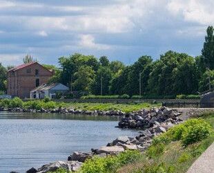 На Дніпропетровщині затримали японця, який фотографував дамбу