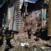 Синельниківський район: рятувальники продовжують ліквідовувати наслідки ворожого обстрілу