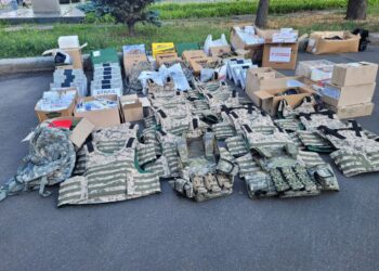 “Українська команда” передала обмундирування та приціли для захисників, – Палатний про роботу волонтерського штабу