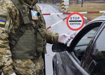 У Генштабі дали роз’яснення щодо видачі дозволів на виїзд за межі регіону чоловікам призовного віку військкоматами