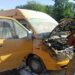 У Кривому Розі на зупинці загорілася маршрутка