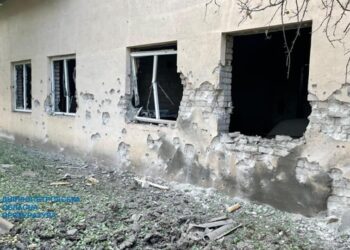 Прокуратура показала наслідки вчорашніх ворожих обстрілів Дніпропетровщини (ФОТО)
