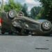 Потрійне ДТП у Дніпрі: автівка перекинулася на дах