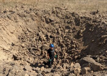 У Нікопольському районі виявлено 11 воронок від «Градів»