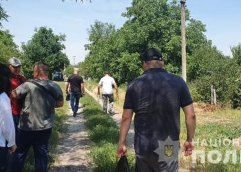 Поліціянти Дніпра продовжують пошуки 6-річного Василя Подкуйко