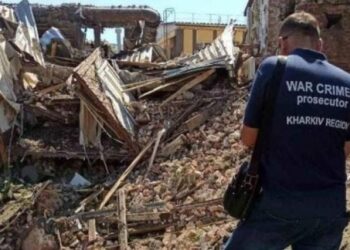 Сьогодні вранці орки гатили по центру Харкова: є руйнування та поранені (ВІДЕО) 