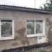 Побиті паркани, поранені корови: ворожий обстріл пошкодив сім будинків у Мар’янському (ФОТО)