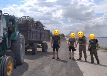 На Дніпропетровщині складують покинуті велосипеди біженців з Херсонщини 