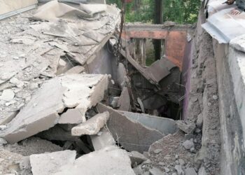 З-під завалів у Нікополі дістали тіла двох загиблих 