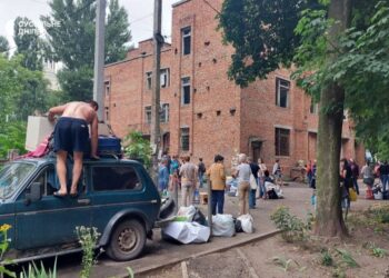 У Дніпрі розселяють постраждалих внаслідок ворожого обстрілу 