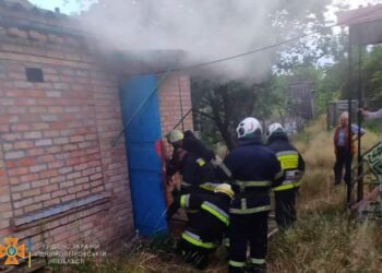 На пожежі в Марганці врятовано чоловіка 