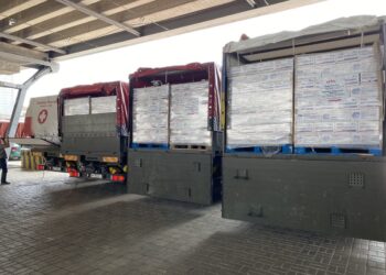 Допомогти людям вистояти: Палатний розповів про 20 тон продуктових наборів для сімей, які постраждали від війни