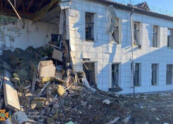 Масова ворожа атака на Дніпропетровщину: подробиці та фото від ДСНС