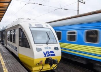 Відтепер не всі домашні улюбленці зможуть подорожувати залізницею до Польщі 
