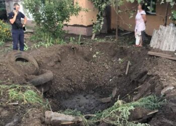 Правоохоронці збирають докази обстрілів Нікополя 