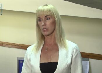 Суд над вчителькою: сторона потерпілого не з’явилася на засідання та навмисне затягує судовий процес