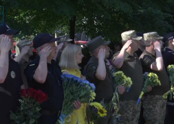 В День Української Державності у Дніпрі вшанували загиблих захисників