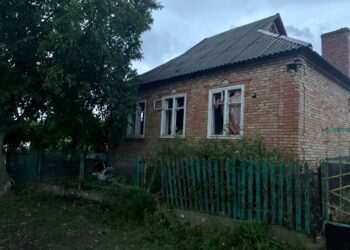 Вночі ворог обстріляв Дніпропетровщину: є постраждалі