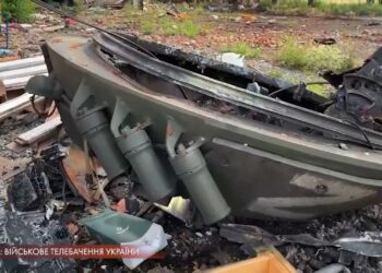 60 обстрілів по Нікопольському та Криворізькому районах: про ситуація в області на 1.08