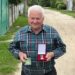 В Україні нагородили дідуся, який допоміг збити ворожий літак