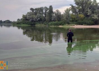 У Кам’янському шукають зниклого під водою 14-річного хлопчика
