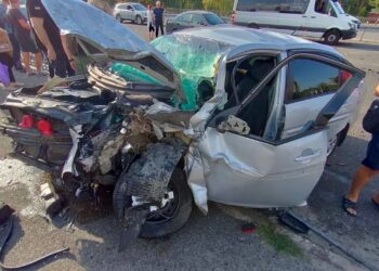 У Дніпрі сталася серйозна ДТП за участю двох легковиків