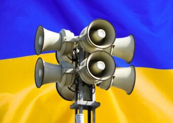 Мешканців Дніпропетровщини попереджають про можливий ракетний удар у найближчий час
