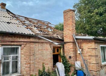 Вночі ворог обстріляв Нікополь зі ствольної артилерії
