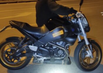 У Дніпрі затримали мотоцикліста, який катався на незареєстрованому двуколісному 