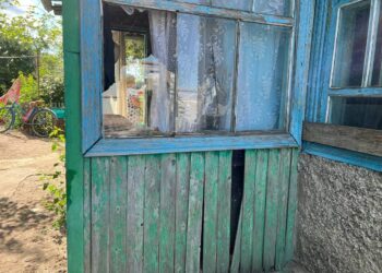 Окупанти обстріляли Зеленодольську громаду: поранено 73-річного чоловіка